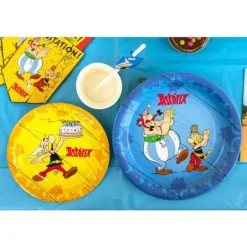 8 assiettes en carton - Diamètre 23 cm - Astérix ®