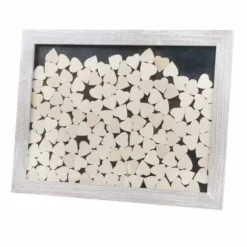 Cadre rustique avec 130 coeurs en bois
