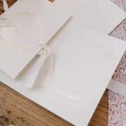 2 cartes "Veux-tu être ma marraine / mon parrain" avec enveloppes FSC® - 10 x 15 cm - Collection Baptême Crème et Or