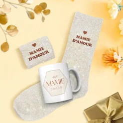 Coffret Cadeau Affectif Mug et Chaussettes à paillettes - Mamie - Collection Mamie d'Amour