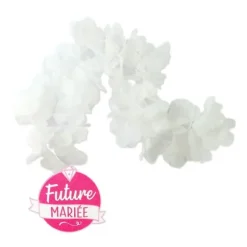 Collier de fleurs blanches à paillettes