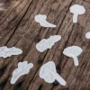 100 confettis en papier à parsemer FSC® - Collection Baptême Crème et Or