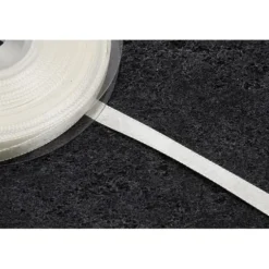 Rouleau de ruban en satin - 25 m - Couleur au choix